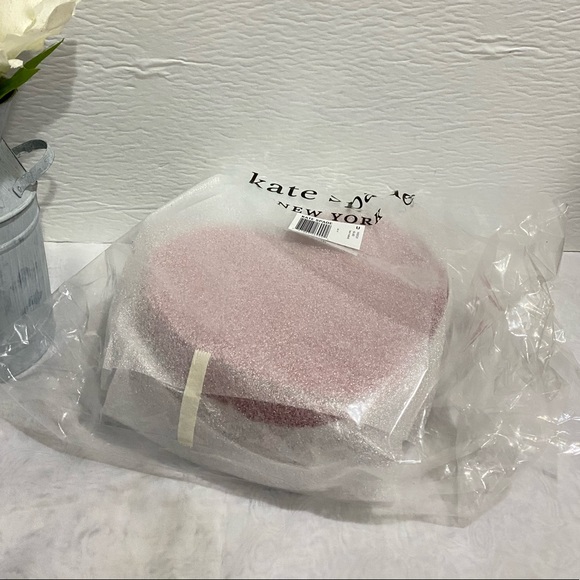 Kate Spade Love shack heart purse crossbody - Picture 4 of 9